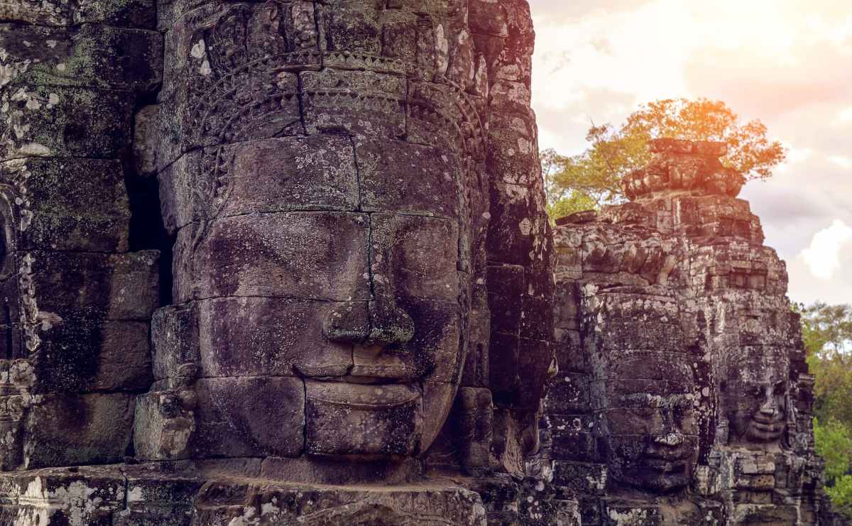 Echoes In Stone Or Faces Of Eternity The Enigmatic Story Of Bayon Temple Faces